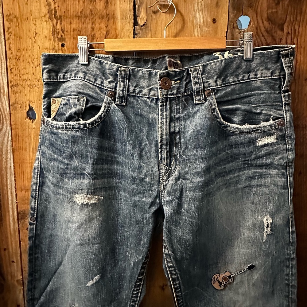 Silver 1945 men’s bootcut distressed denim blue jeans. Size 36x36 - Picture 6 of 10